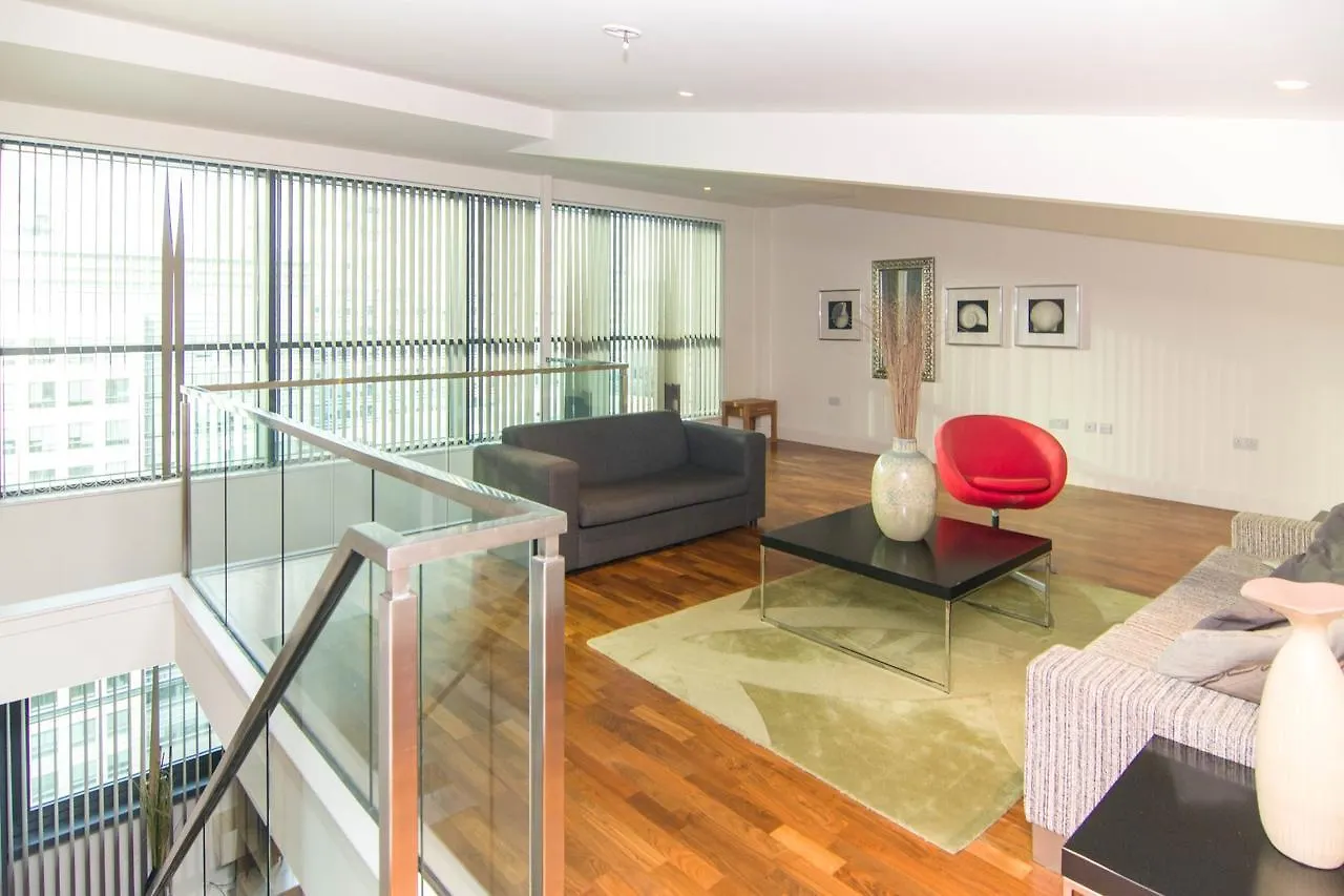 Canary Wharf - Corporate Riverside Apartments 0*, London