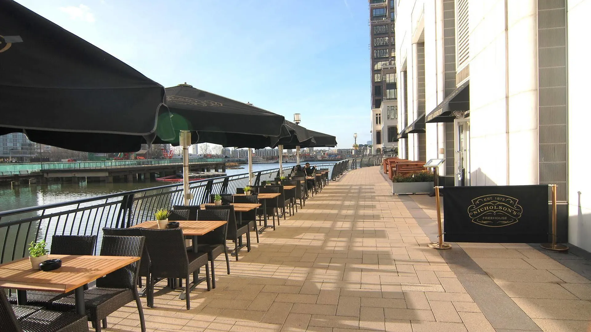 Canary Wharf - Corporate Riverside Apartments United Kingdom