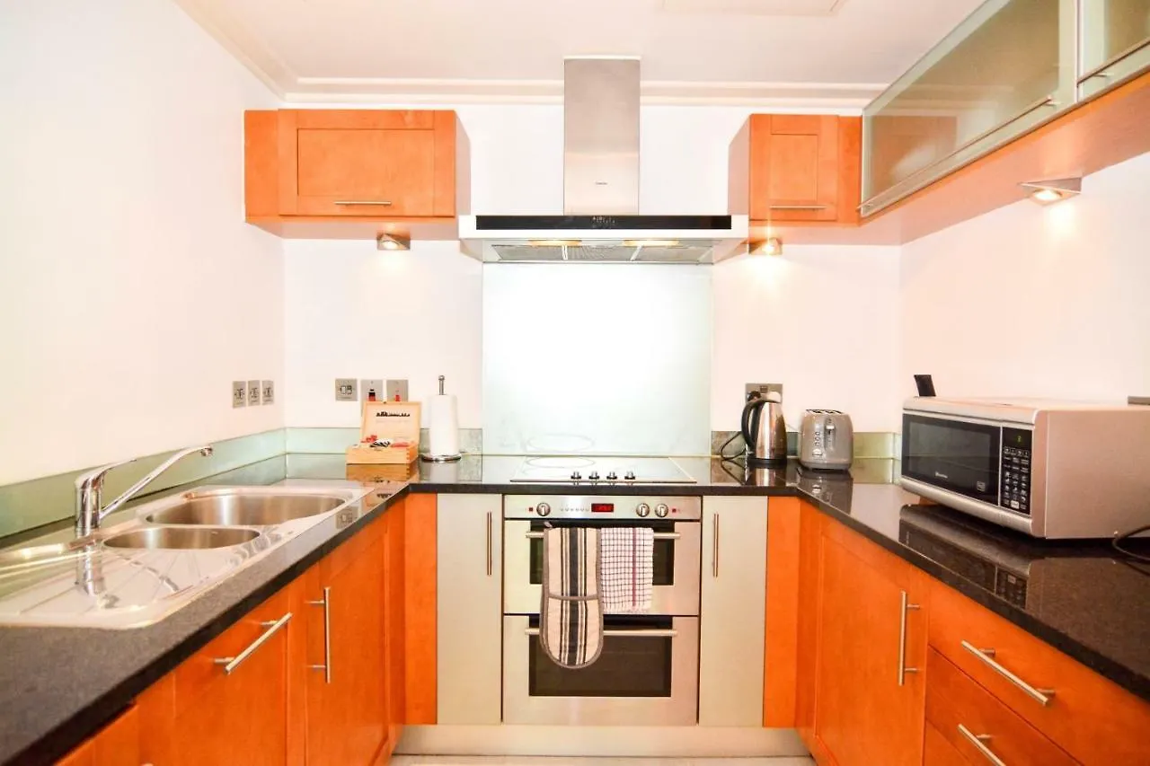 Canary Wharf - Corporate Riverside Apartments United Kingdom
